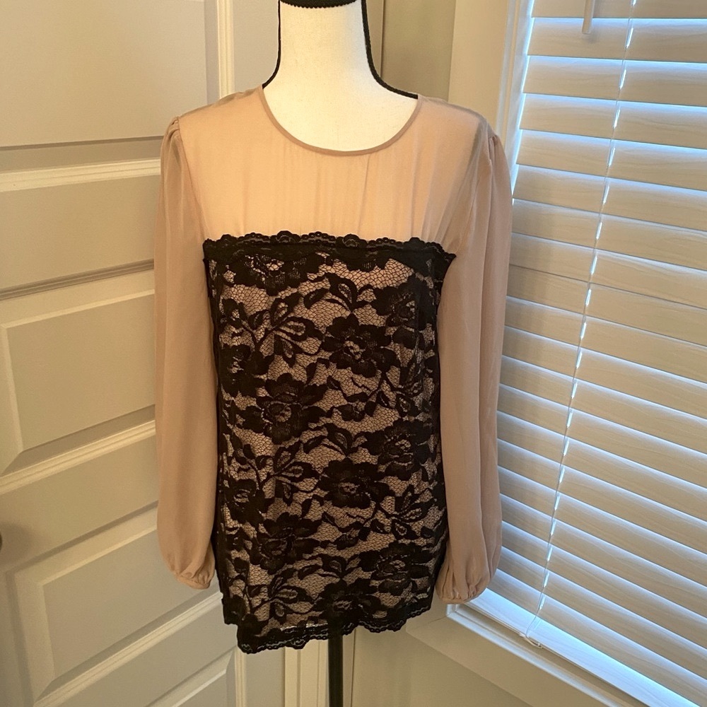 Nicole|| Black/tan lace blouse with sheer long sleeves and shoulders
